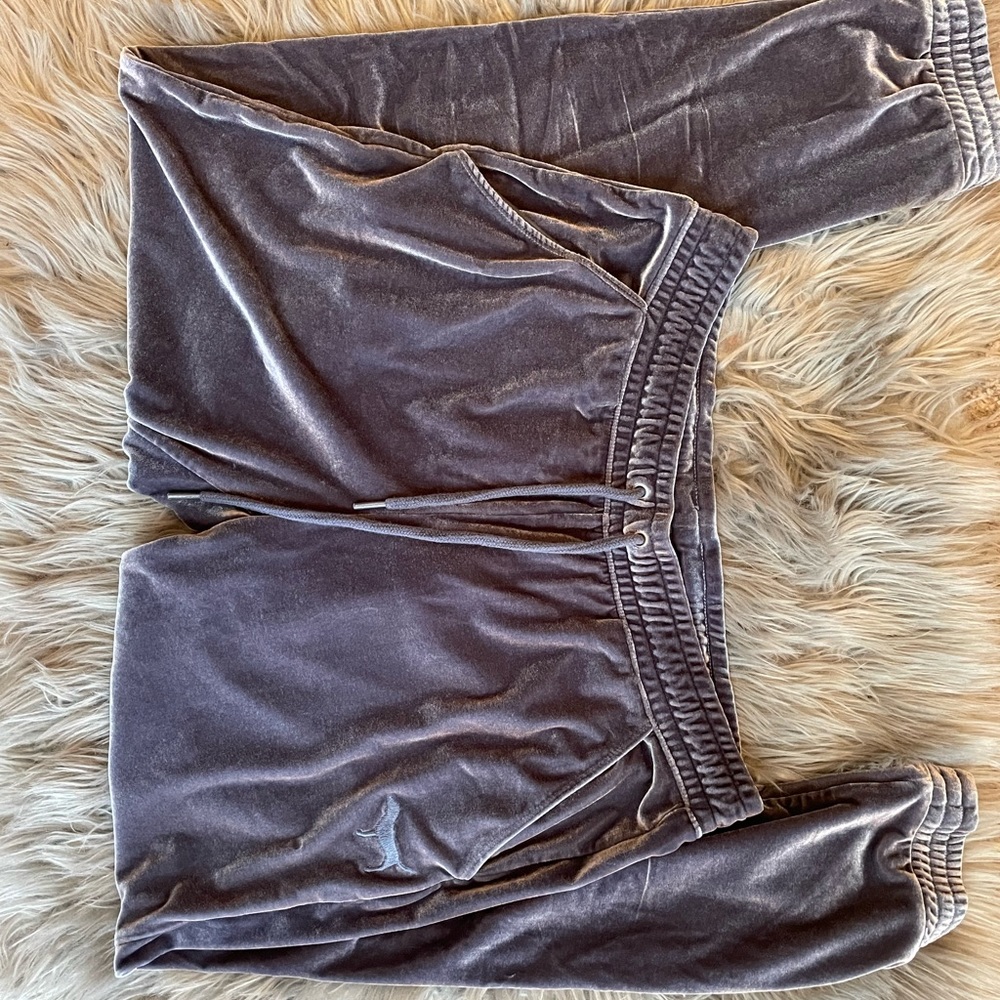 Victoria’s Secret Pink Velvet Lounge Pants